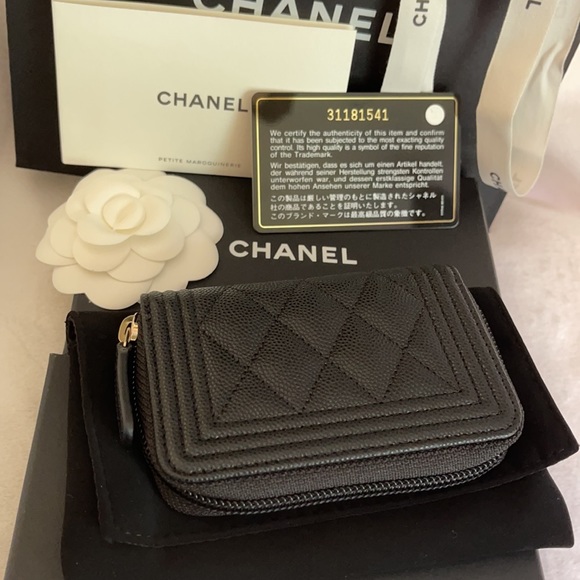CHANEL Caviar Black Quilted Boy Zip Around Coin Purse Wallet BNIB Made in Spain - Picture 4 of 9